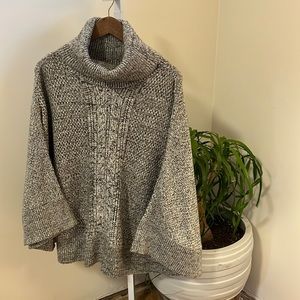 Briton Ivy | Women’s Sweater Poncho S/M